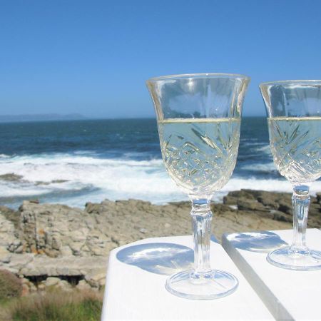 Beachfront Cottage - Hermanus Whale View Exterior foto