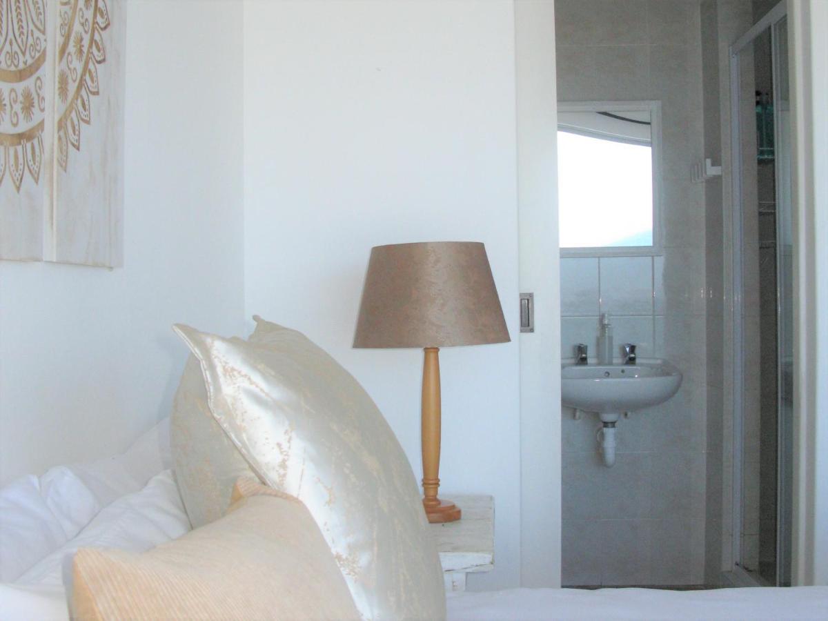 Beachfront Cottage - Hermanus Whale View Exterior foto